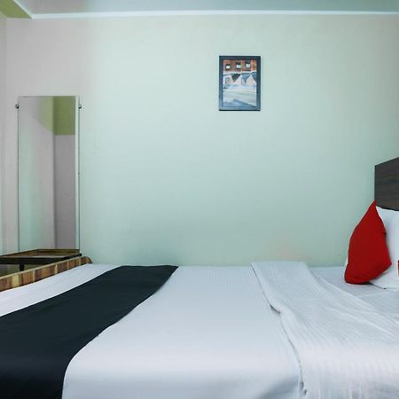 Hotel O Central Inn Dispur Bagian luar foto